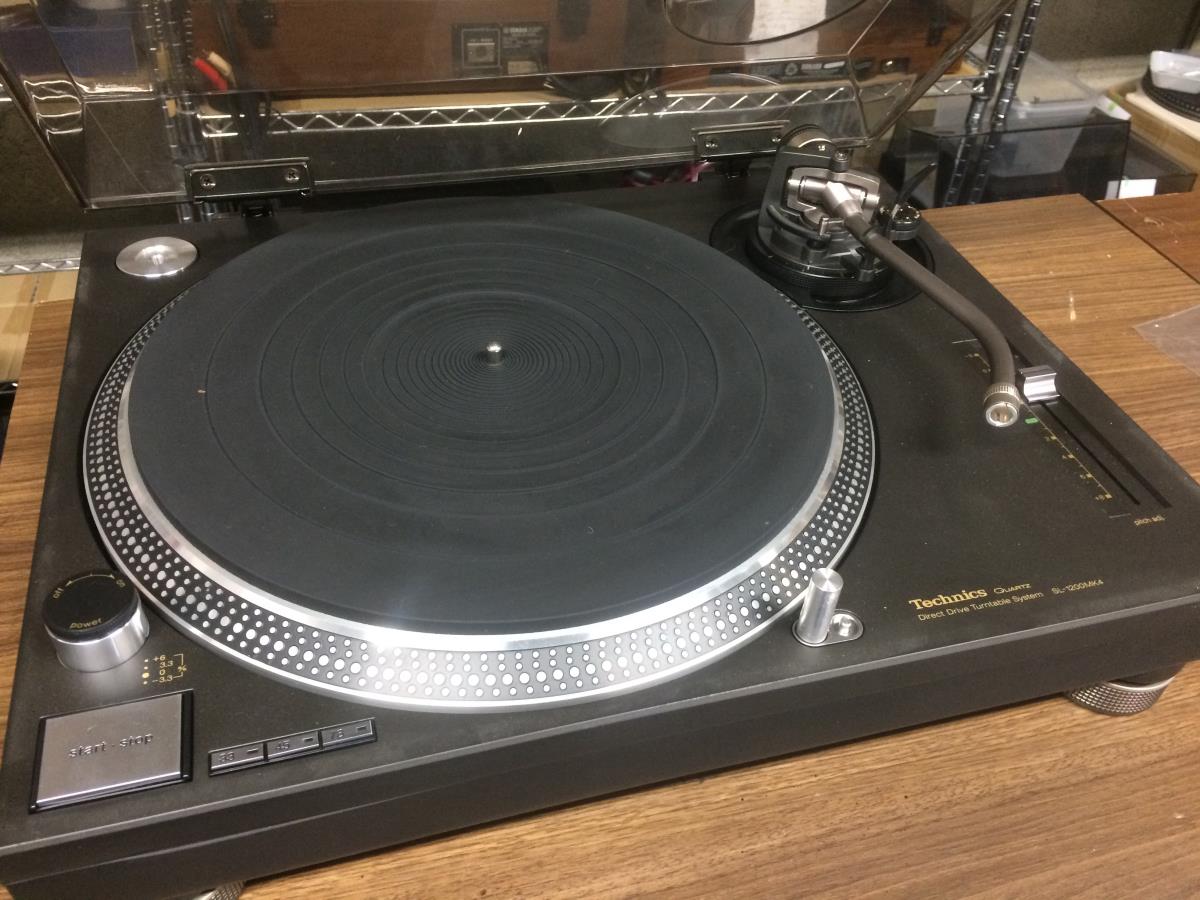 Technics SL-1200 MK4